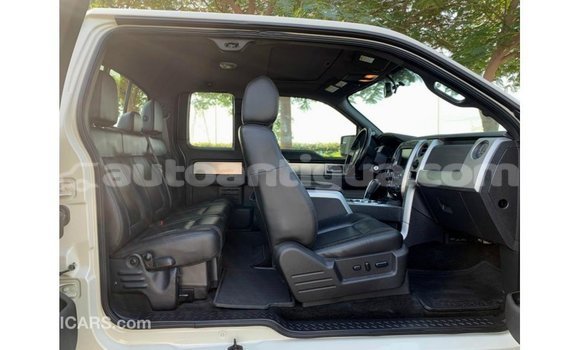 Buy Import Ford Club Wagon Beige Car in Import - Dubai in Antigua Buy Import Ford Club Wagon Beige Car in Import - Dubai in Antigua