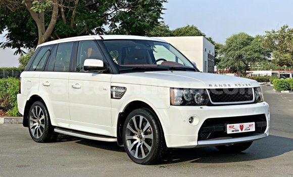Buy Import Land Rover Range Rover White Car in Import - Dubai in Antigua