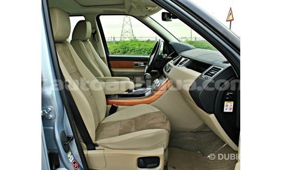 Buy Import Land Rover Range Rover Blue Car in Import - Dubai in Antigua Buy Import Land Rover Range Rover Blue Car in Import - Dubai in Antigua