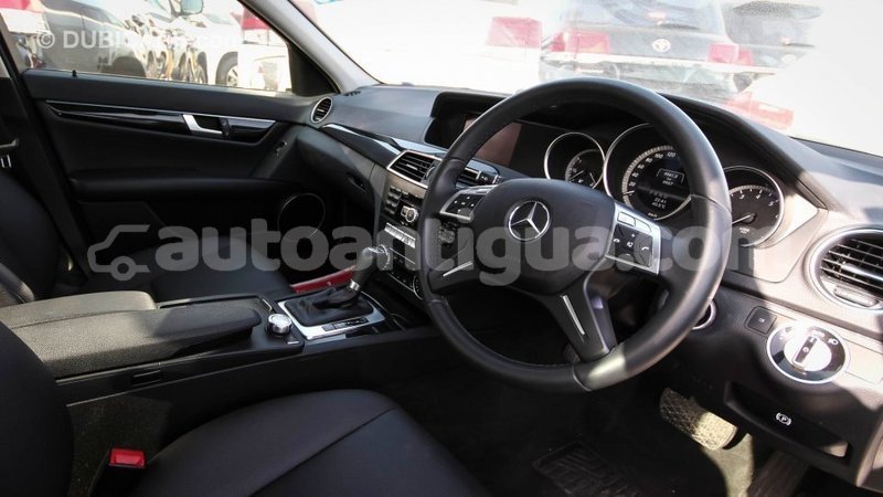 Big with watermark mercedes benz 200 antigua import dubai 3311