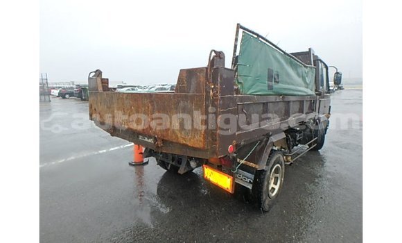 Buy Import Nissan Evalia Brown Truck in Import - Dubai in Antigua Buy Import Nissan Evalia Brown Truck in Import - Dubai in Antigua