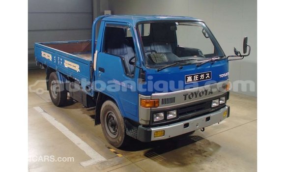 Buy Import Toyota HiAce Blue Truck in Import - Dubai in Antigua Buy Import Toyota HiAce Blue Truck in Import - Dubai in Antigua
