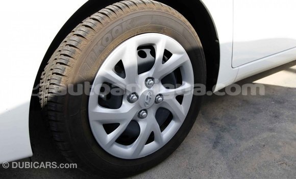 Buy Import Hyundai i10 White Car in Import - Dubai in Antigua