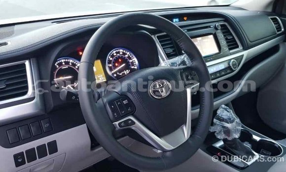 Buy Import Toyota Highlander Other Car in Import - Dubai in Antigua Buy Import Toyota Highlander Other Car in Import - Dubai in Antigua