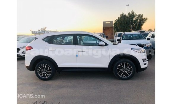 Buy Import Hyundai Tucson White Car in Import - Dubai in Antigua Buy Import Hyundai Tucson White Car in Import - Dubai in Antigua
