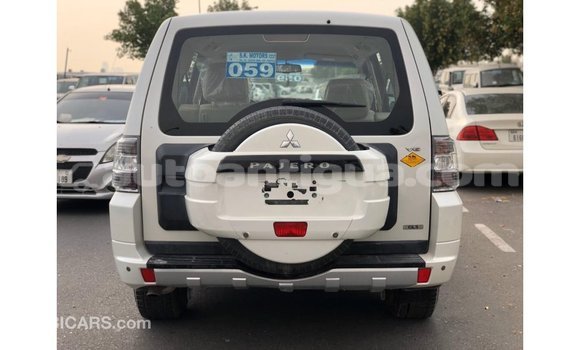 Buy Import Mitsubishi Pajero White Car in Import - Dubai in Antigua Buy Import Mitsubishi Pajero White Car in Import - Dubai in Antigua