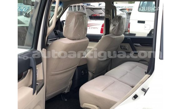Buy Import Mitsubishi Pajero White Car in Import - Dubai in Antigua Buy Import Mitsubishi Pajero White Car in Import - Dubai in Antigua