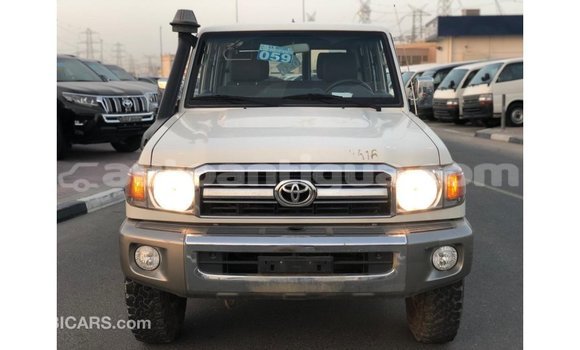 Buy Import Toyota Land Cruiser White Car in Import - Dubai in Antigua Buy Import Toyota Land Cruiser White Car in Import - Dubai in Antigua