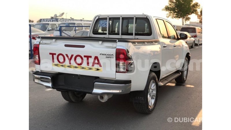 Big with watermark toyota hilux antigua import dubai 3344