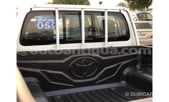 Buy Import Toyota Hilux White Car in Import - Dubai in Antigua Buy Import Toyota Hilux White Car in Import - Dubai in Antigua