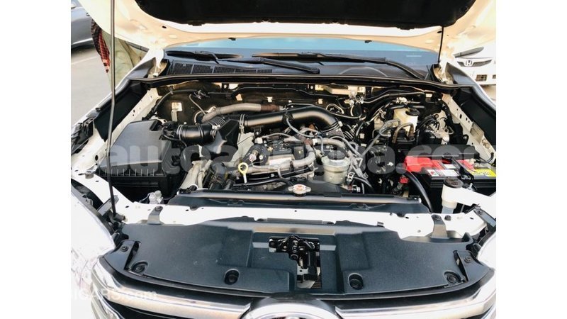 Big with watermark toyota hilux antigua import dubai 3344