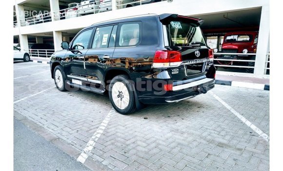 Buy Import Toyota Land Cruiser Black Car in Import - Dubai in Antigua Buy Import Toyota Land Cruiser Black Car in Import - Dubai in Antigua