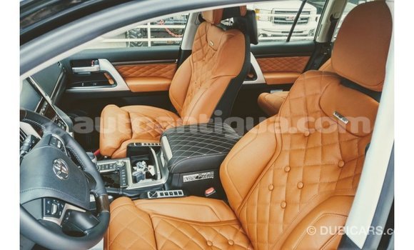 Buy Import Toyota Land Cruiser Black Car in Import - Dubai in Antigua Buy Import Toyota Land Cruiser Black Car in Import - Dubai in Antigua