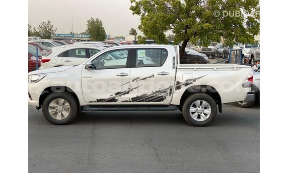 Buy Import Toyota Hilux White Car in Import - Dubai in Antigua Buy Import Toyota Hilux White Car in Import - Dubai in Antigua