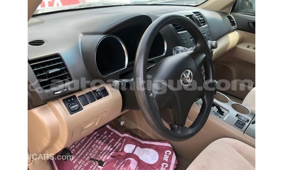 Buy Import Toyota Highlander Blue Car in Import - Dubai in Antigua Buy Import Toyota Highlander Blue Car in Import - Dubai in Antigua