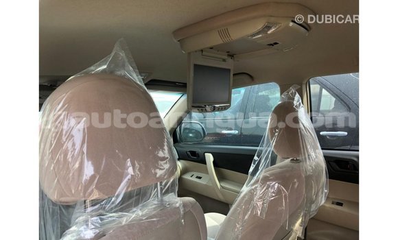 Buy Import Toyota Highlander Blue Car in Import - Dubai in Antigua Buy Import Toyota Highlander Blue Car in Import - Dubai in Antigua