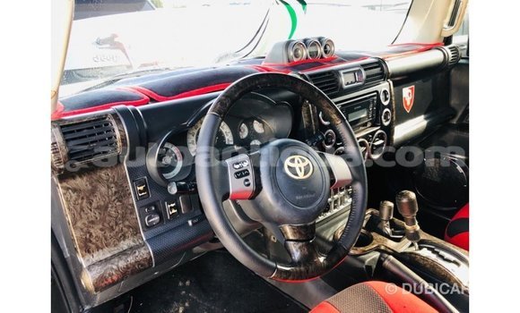 Buy Import Toyota FJ Cruiser Black Car in Import - Dubai in Antigua Buy Import Toyota FJ Cruiser Black Car in Import - Dubai in Antigua