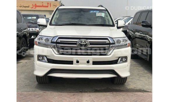 Buy Import Toyota Land Cruiser White Car in Import - Dubai in Antigua Buy Import Toyota Land Cruiser White Car in Import - Dubai in Antigua