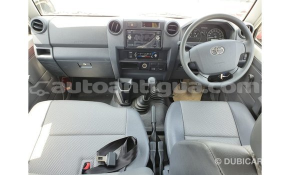 Buy Import Toyota Land Cruiser White Car in Import - Dubai in Antigua Buy Import Toyota Land Cruiser White Car in Import - Dubai in Antigua