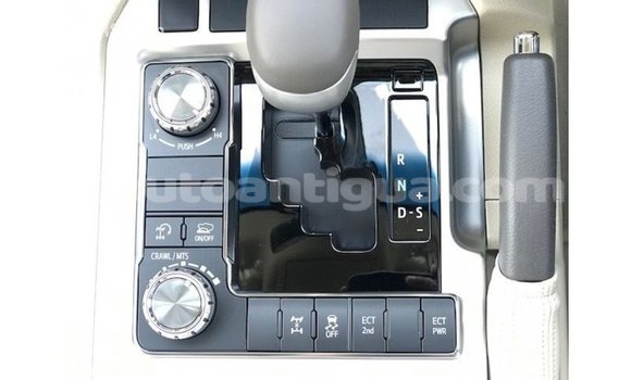 Buy Import Toyota Land Cruiser White Car in Import - Dubai in Antigua Buy Import Toyota Land Cruiser White Car in Import - Dubai in Antigua
