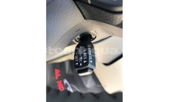 Buy Import Toyota Land Cruiser White Car in Import - Dubai in Antigua Buy Import Toyota Land Cruiser White Car in Import - Dubai in Antigua