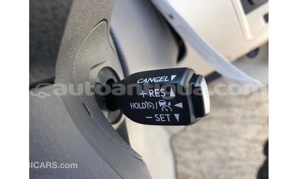 Buy Import Toyota Land Cruiser White Car in Import - Dubai in Antigua Buy Import Toyota Land Cruiser White Car in Import - Dubai in Antigua