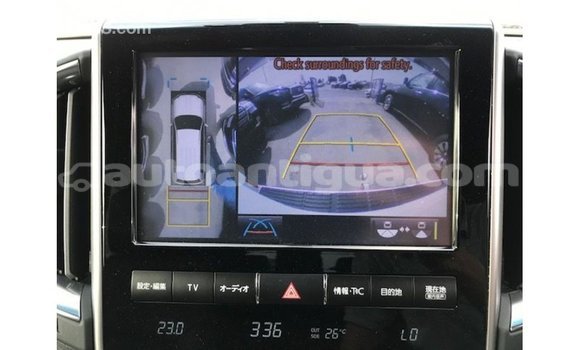 Buy Import Toyota Land Cruiser White Car in Import - Dubai in Antigua Buy Import Toyota Land Cruiser White Car in Import - Dubai in Antigua
