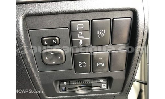 Buy Import Toyota Land Cruiser White Car in Import - Dubai in Antigua Buy Import Toyota Land Cruiser White Car in Import - Dubai in Antigua