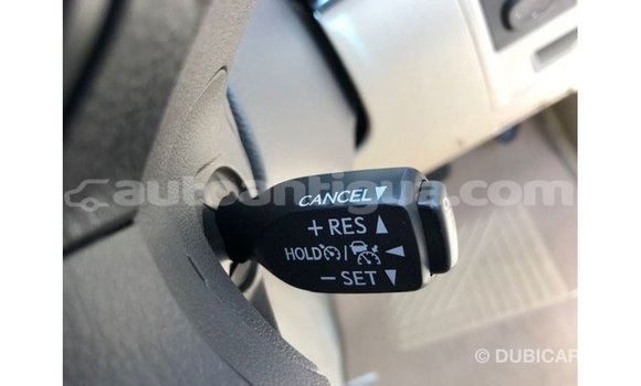 Buy Import Toyota Land Cruiser White Car in Import - Dubai in Antigua Buy Import Toyota Land Cruiser White Car in Import - Dubai in Antigua