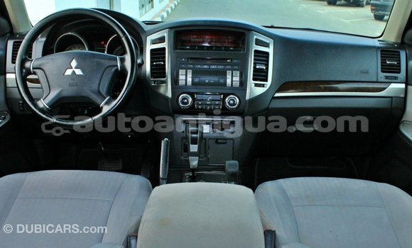Buy Import Mitsubishi Pajero Brown Car in Import - Dubai in Antigua Buy Import Mitsubishi Pajero Brown Car in Import - Dubai in Antigua