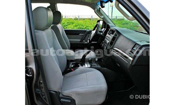 Buy Import Mitsubishi Pajero Brown Car in Import - Dubai in Antigua Buy Import Mitsubishi Pajero Brown Car in Import - Dubai in Antigua