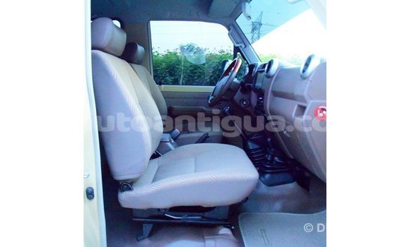 Buy Import Toyota Land Cruiser Beige Car in Import - Dubai in Antigua Buy Import Toyota Land Cruiser Beige Car in Import - Dubai in Antigua