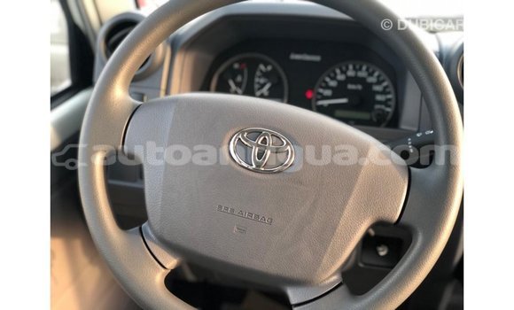 Buy Import Toyota Land Cruiser White Car in Import - Dubai in Antigua Buy Import Toyota Land Cruiser White Car in Import - Dubai in Antigua