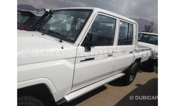 Buy Import Toyota Land Cruiser White Car in Import - Dubai in Antigua Buy Import Toyota Land Cruiser White Car in Import - Dubai in Antigua