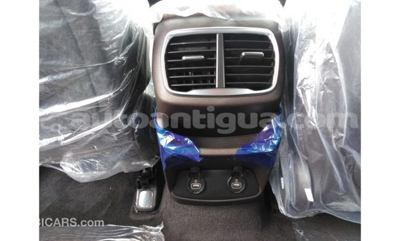 Buy Import Hyundai Santa Fe White Car in Import - Dubai in Antigua Buy Import Hyundai Santa Fe White Car in Import - Dubai in Antigua