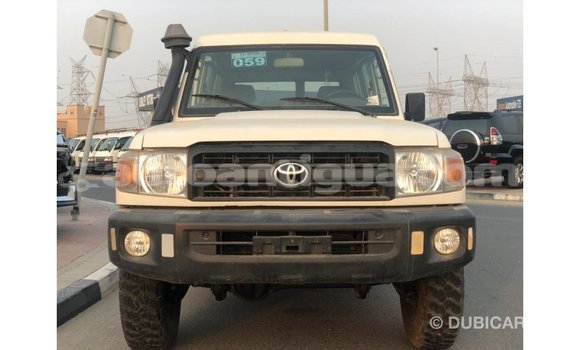 Buy Import Toyota Land Cruiser White Car in Import - Dubai in Antigua Buy Import Toyota Land Cruiser White Car in Import - Dubai in Antigua