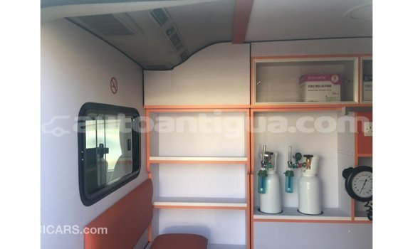 Buy Import Toyota Hiace White Car in Import - Dubai in Antigua Buy Import Toyota Hiace White Car in Import - Dubai in Antigua