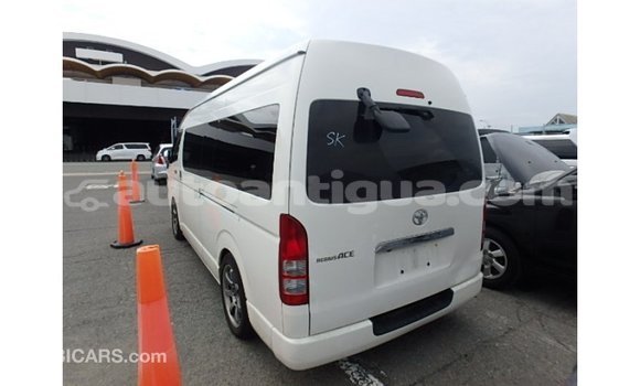 Buy Import Toyota Hiace White Car in Import - Dubai in Antigua Buy Import Toyota Hiace White Car in Import - Dubai in Antigua
