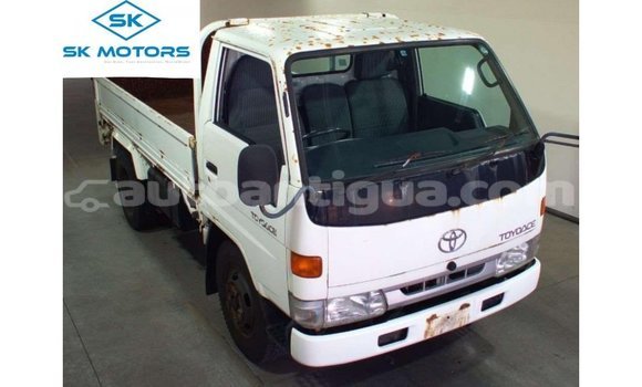 Buy Import Toyota Dyna White Truck in Import - Dubai in Antigua