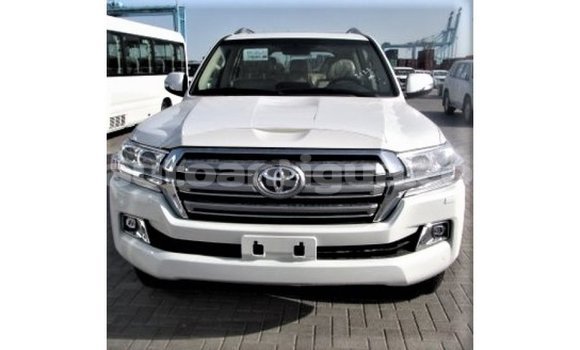 Buy Import Toyota Land Cruiser White Car in Import - Dubai in Antigua Buy Import Toyota Land Cruiser White Car in Import - Dubai in Antigua