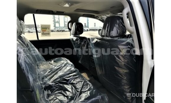 Buy Import Toyota Land Cruiser White Car in Import - Dubai in Antigua Buy Import Toyota Land Cruiser White Car in Import - Dubai in Antigua