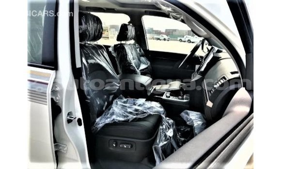Buy Import Toyota Land Cruiser White Car in Import - Dubai in Antigua Buy Import Toyota Land Cruiser White Car in Import - Dubai in Antigua