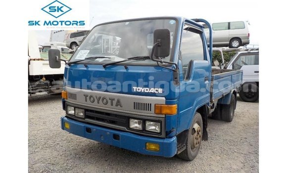 Buy Import Toyota Dyna Blue Truck in Import - Dubai in Antigua