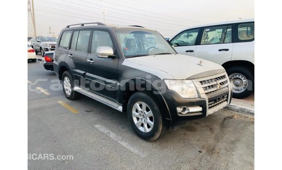 Buy Import Mitsubishi Pajero Black Car in Import - Dubai in Antigua Buy Import Mitsubishi Pajero Black Car in Import - Dubai in Antigua