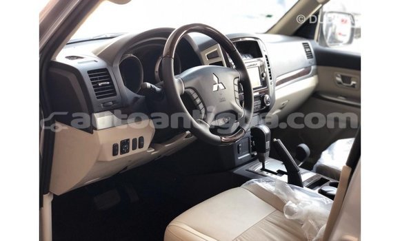 Buy Import Mitsubishi Pajero Other Car in Import - Dubai in Antigua Buy Import Mitsubishi Pajero Other Car in Import - Dubai in Antigua
