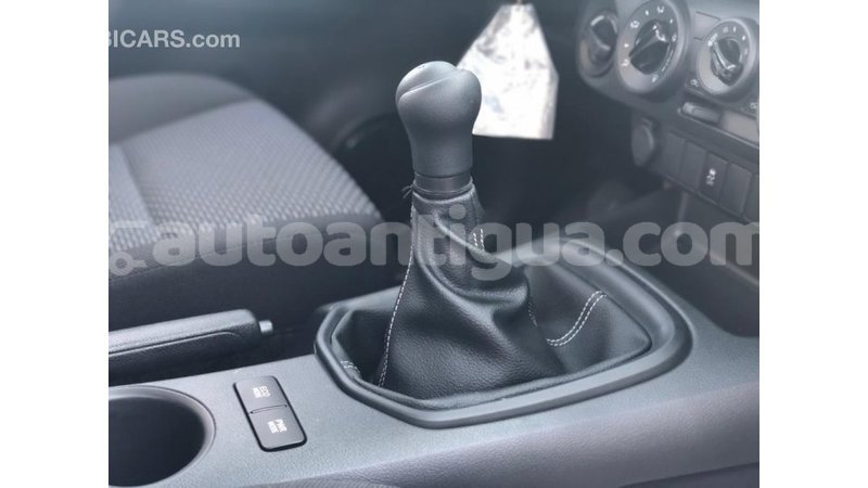 Big with watermark toyota hilux antigua import dubai 3483