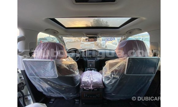 Buy Import Toyota DA White Truck in Import - Dubai in Antigua Buy Import Toyota DA White Truck in Import - Dubai in Antigua