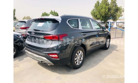 Buy Import Hyundai Santa Fe Green Car in Import - Dubai in Antigua Buy Import Hyundai Santa Fe Green Car in Import - Dubai in Antigua
