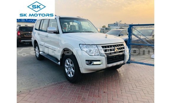 Buy Import Mitsubishi Pajero White Car in Import - Dubai in Antigua
