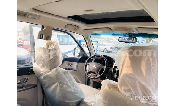 Buy Import Mitsubishi Pajero White Car in Import - Dubai in Antigua Buy Import Mitsubishi Pajero White Car in Import - Dubai in Antigua
